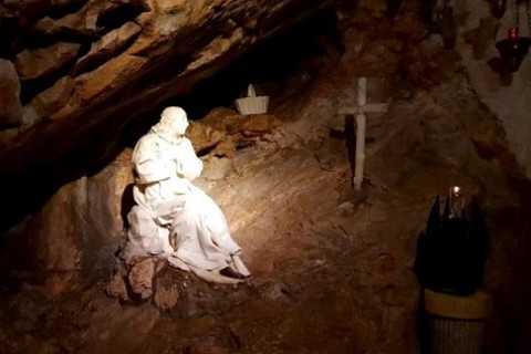 Gruta de Sacro Speco, Subiaco, Itália.