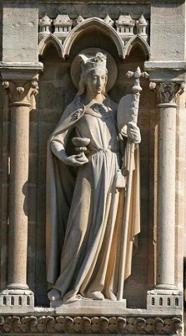 A Igreja triunfante. Fachada da catedral Notre Dame, Paris.