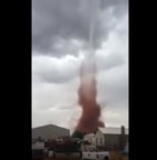 'Tornado cobra' atemoriza a população de Chihuahua, no México