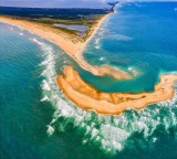 Impressionante: Banco de areia vira ilha em questão de dias no oceano Atlântico