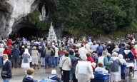 Bispo declara recuperação de freira como 70º milagre de Lourdes