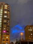 Céu noturno em Moscou, Rússia. Que azul é este???