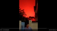 Misterioso céu vermelho sangue filmado na China (vídeo)