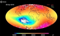 Campo magnético acima do Brasil está cada vez mais fraco e causa falhas em satélites